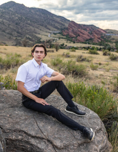 Littleton high school senior photographer with Red Rocks