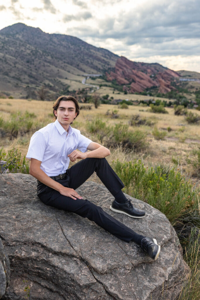 Littleton high school senior photographer with Red Rocks