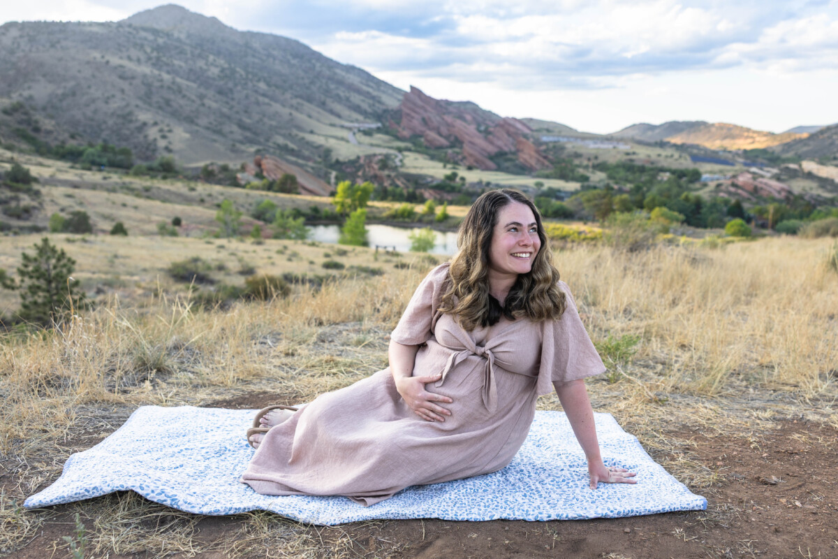 Colorado maternity mother to be photography session