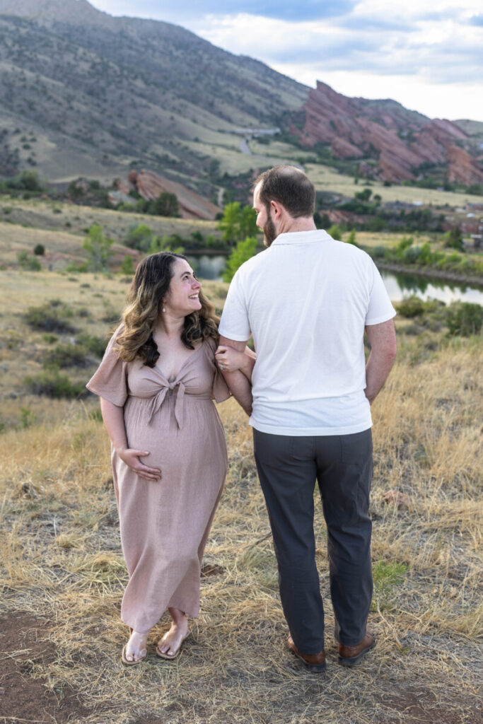Colorado family and maternity photography session with red rocks