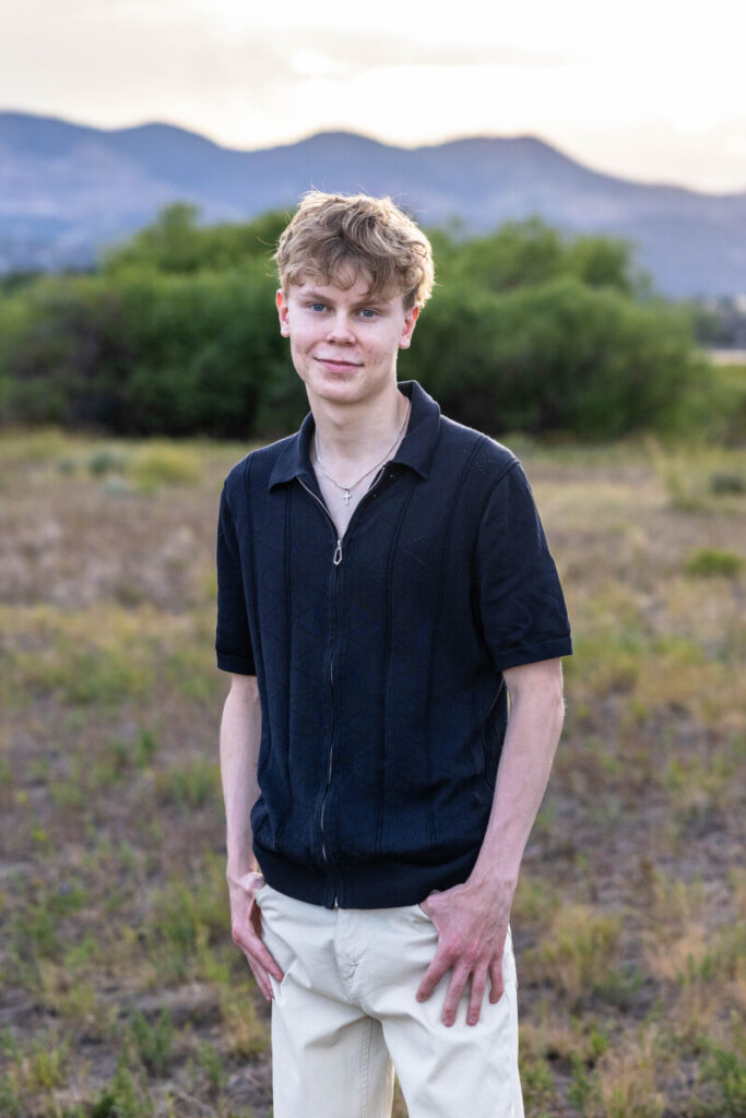 Colorado foothills photography session with high school teenager