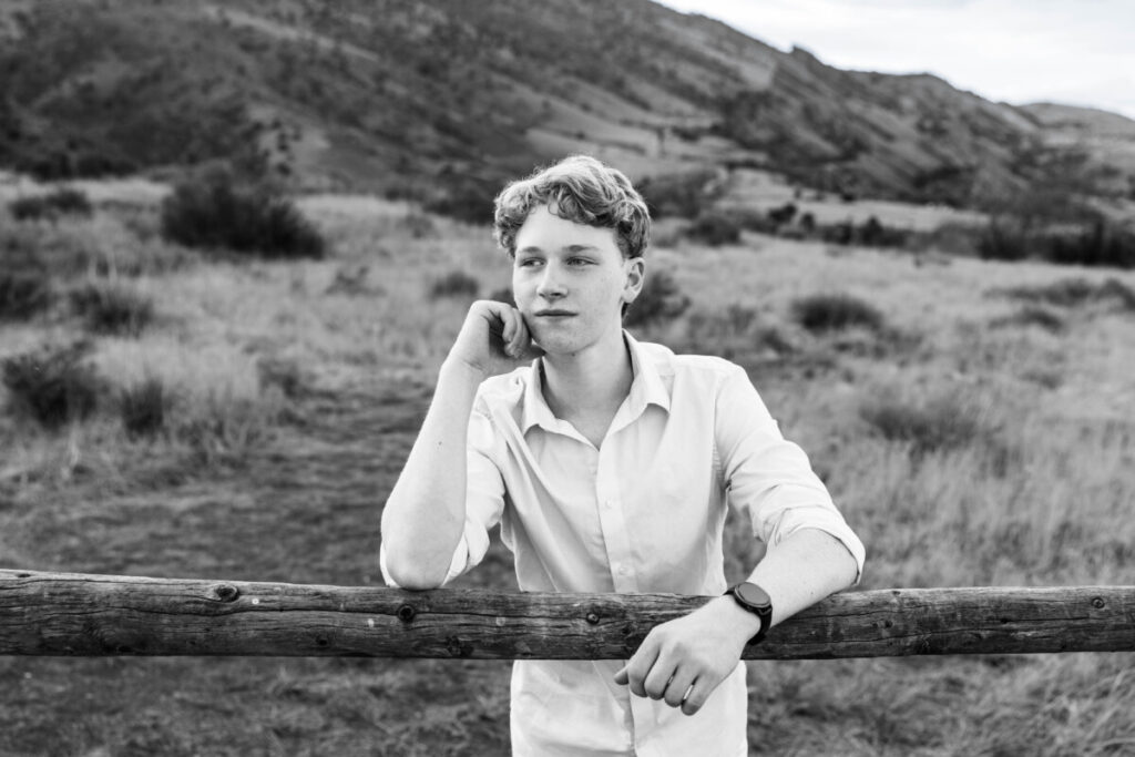 Colorado high school senior photographer of teens