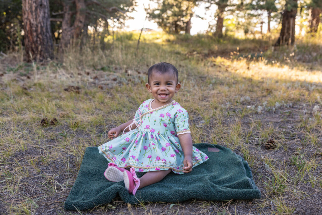 Colorado family and child photographer in the mountains of baby girl