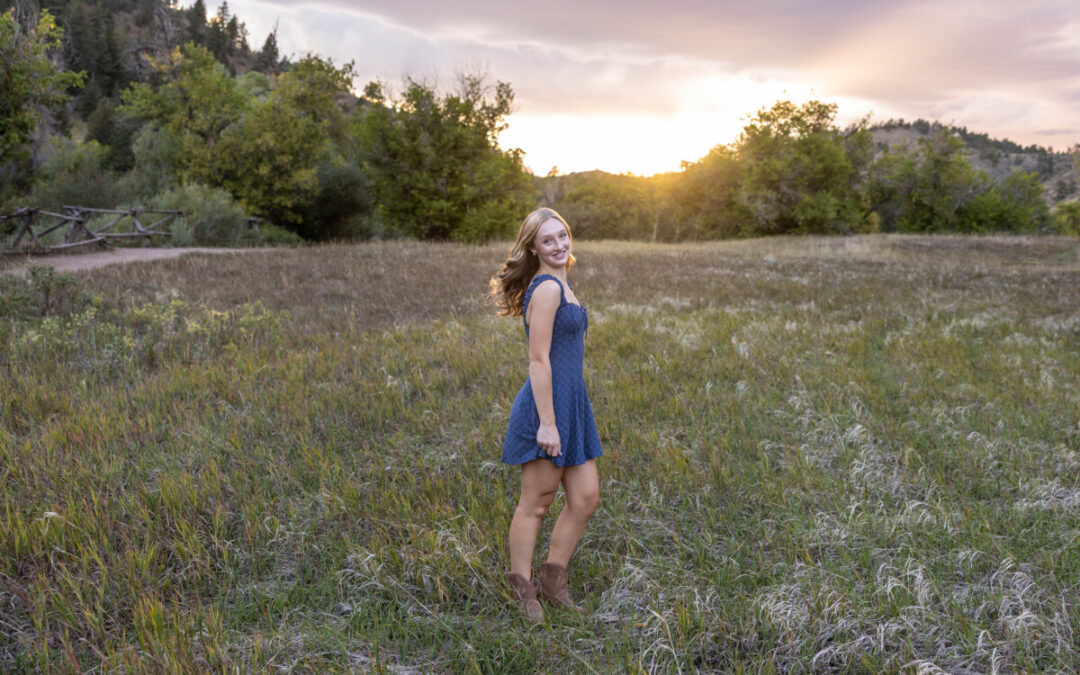 Sierra’s high school senior photography session at Lair O’ the Bear