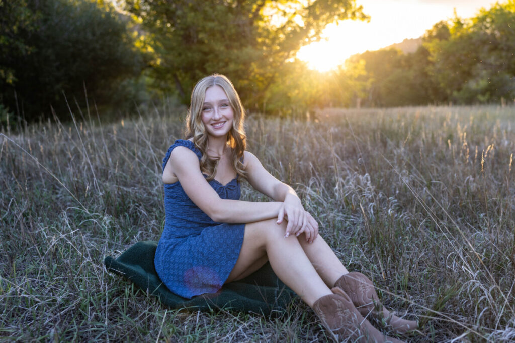Colorado high school senior photography session at sunset in golden hour