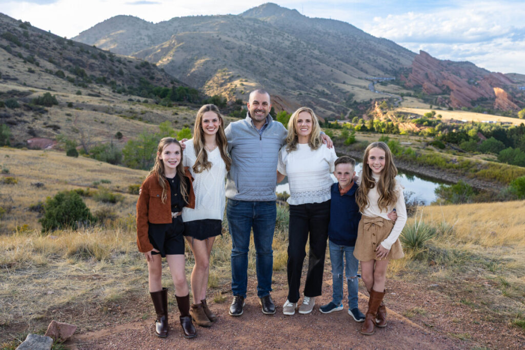 Littleton family photographer with Red Rocks and kids