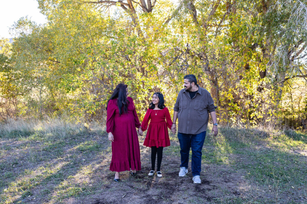 Colorado family and maternity photographer for mini sessions in fall