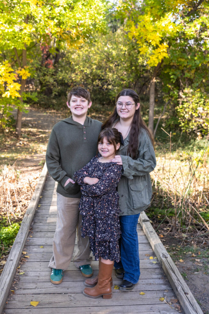 Colorado family and child photographer in the fall