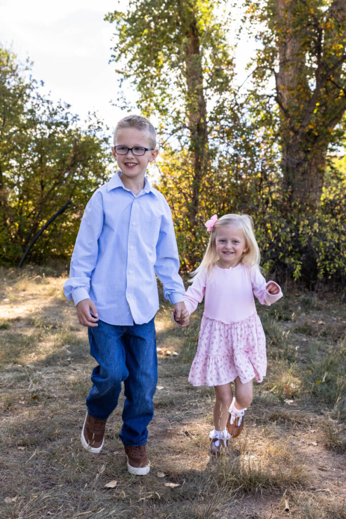 Colorado family photography mini session at Fly'N B park
