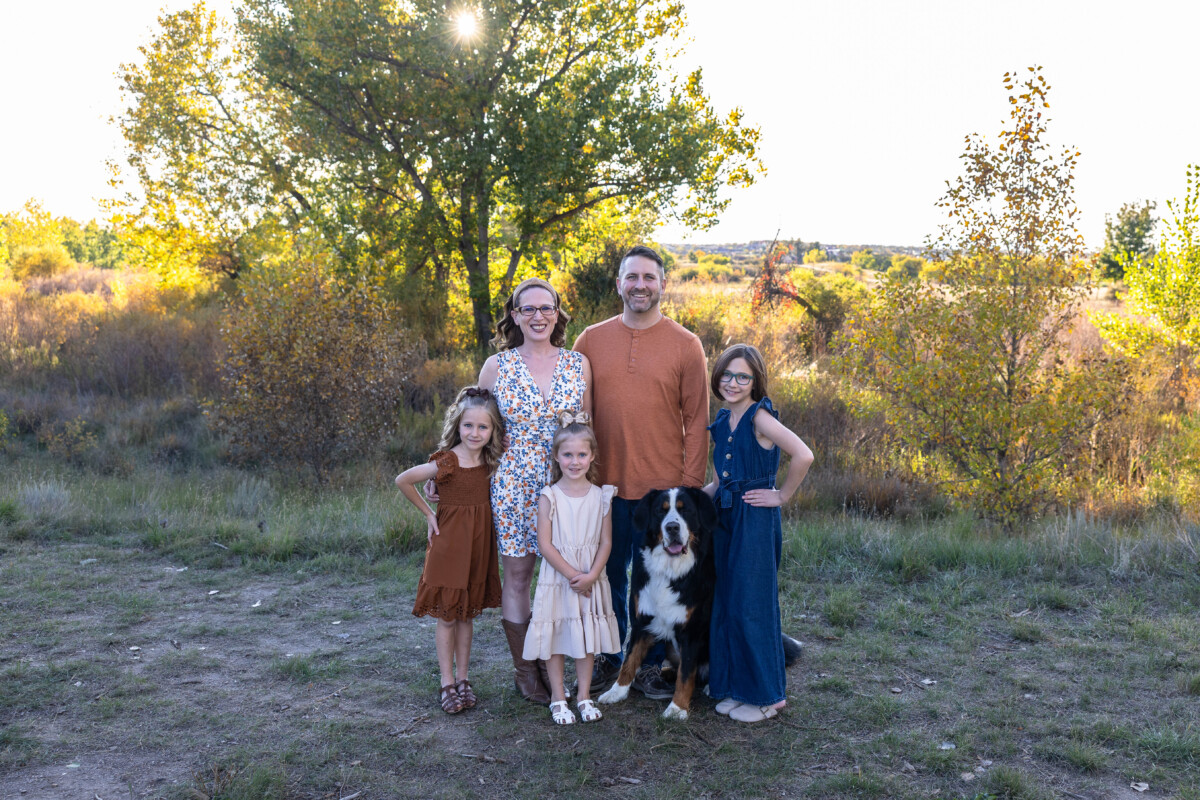 Colorado fall family photographer with kids and dogs
