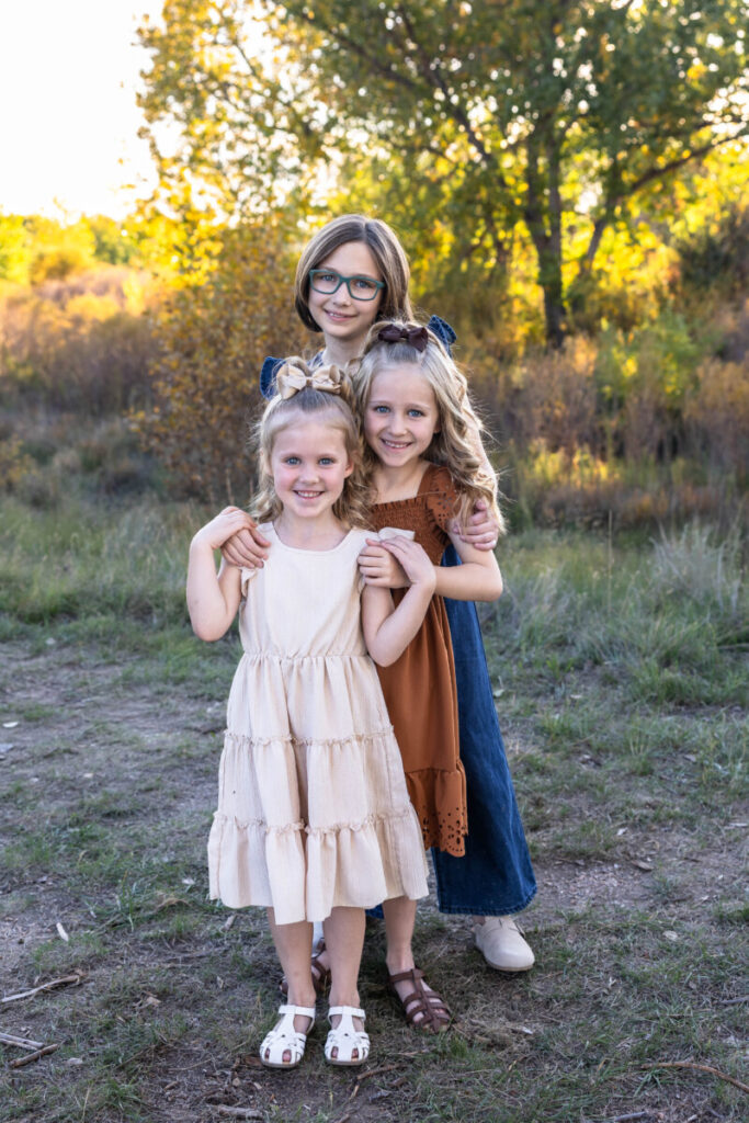 Littleton child and family photographer with sisters